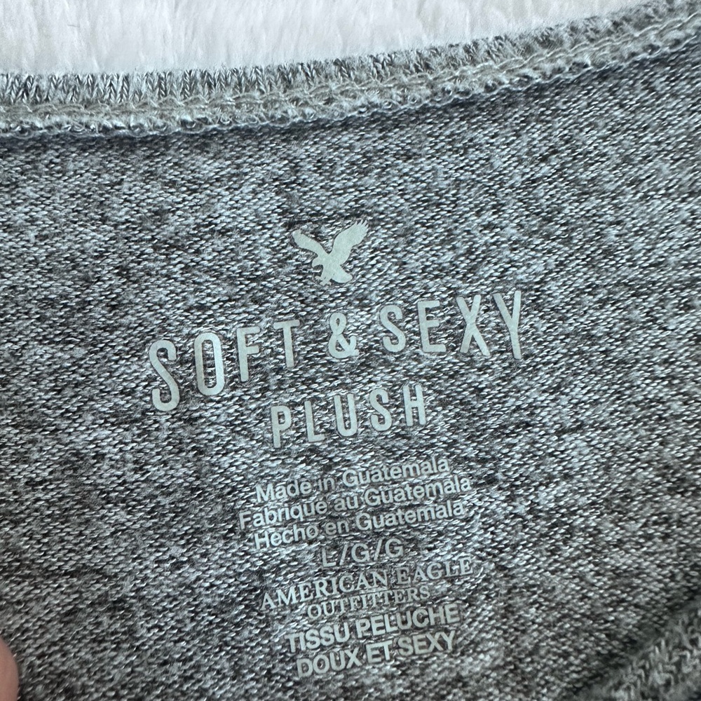 American Eagle Soft Gray Crisscross Long Sleeve Blouse – Size L - Picture 3 of 4